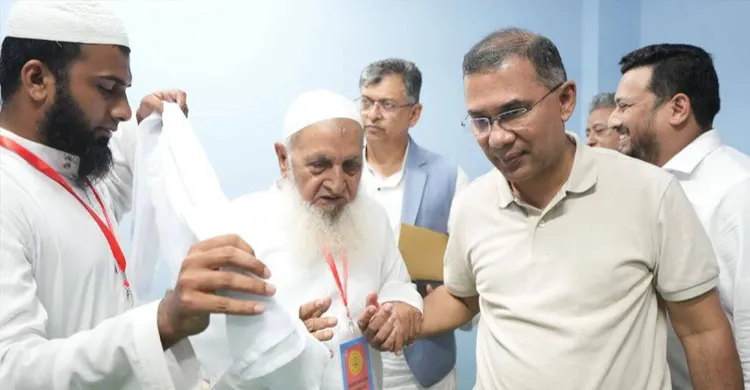 হেফাজতকে সঙ্গে নিয়ে দেশকে এগিয়ে নেওয়ার প্রত্যয় তারেক রহমানের