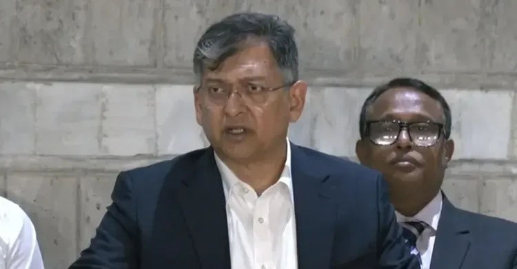 নতুন দায়িত্বে স্বরাষ্ট্রমন্ত্রী সালাহউদ্দিন আহমেদ