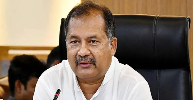 ভারতের সঙ্গে সম্পর্ক উন্নয়নে সরকার কাজ করছে : তথ্যমন্ত্রী