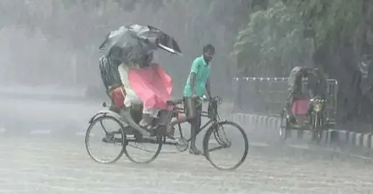বঙ্গোপসাগরে লঘুচাপ ঘনীভূত, ৫ দিন বৃষ্টির পূর্বাভাস