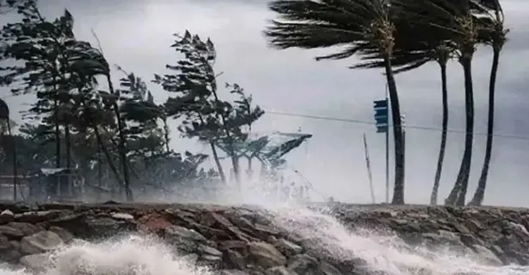 দুপুরের মধ্যে ১৩ জেলায় ৬০ কিমি বেগে ঝড়ের আভাস