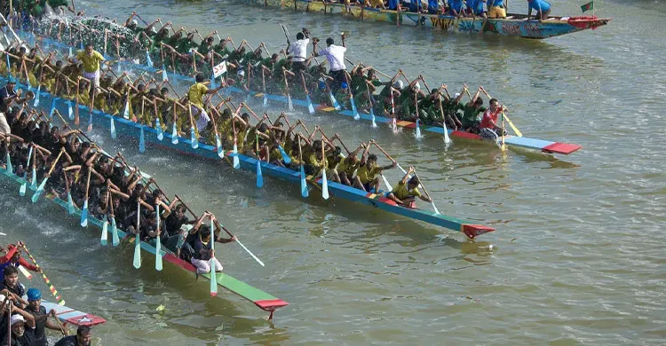 ‘ধর্মীয় কারণ নয়’, নদীভাঙন ও কৃষকের ধান রক্ষায় নৌকাবাইচ বন্ধের দাবি