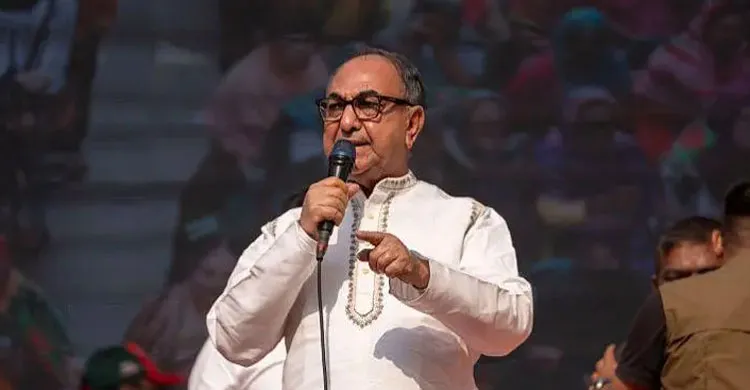 চিকিৎসা শেষে দেশে ফিরেছেন মির্জা আব্বাস