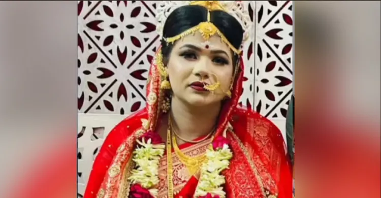 আড়াইহাজারে নববধূর ঝুলন্ত লাশ উদ্ধার, স্বামীসহ আটক ৩