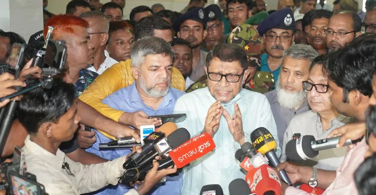 ওসমানী হাসপাতালের ব্যবস্থাপনা দেখে “আই এম রিয়েলি হ্যাপি”— স্বাস্থ্যমন্ত্রী