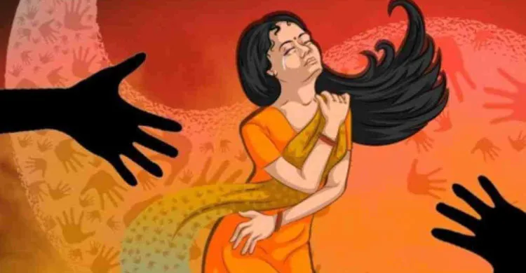 ছেলের গলায় অস্ত্র ঠেকিয়ে গৃহবধূকে একাধিকবার ধর্ষণ