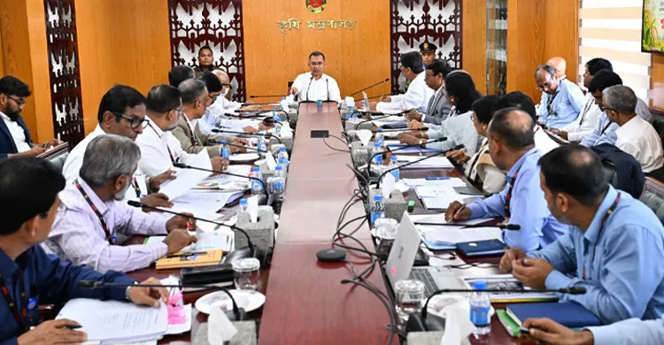 আমদানি নির্ভরতা কমিয়ে কৃষি উৎপাদন বাড়ানোর তাগিদ প্রধানমন্ত্রীর