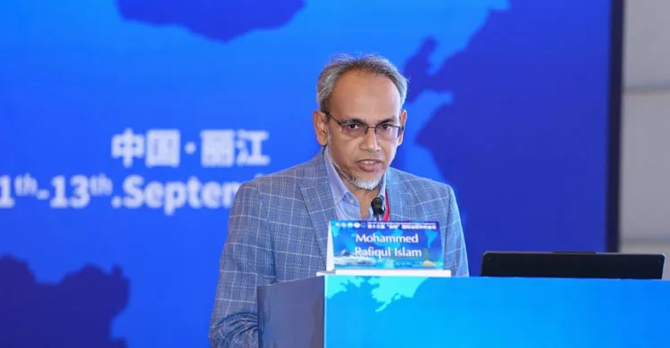 চীনে আন্তর্জাতিক ইউরোলজি সম্মেলনে বাংলাদেশের ইউরোলজিস্টদের অংশগ্রহণ ও প্রত্যাবর্তন