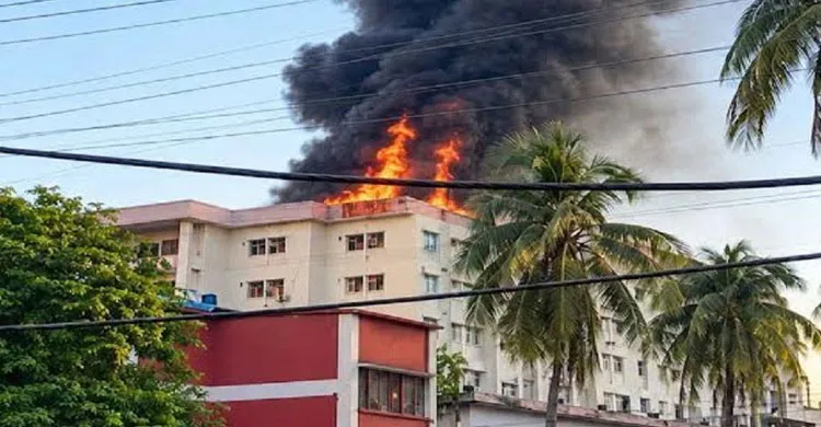 ময়মনসিংহ মেডিকেলে অগ্নিকাণ্ডের ঘটনায় তদন্ত কমিটি গঠন