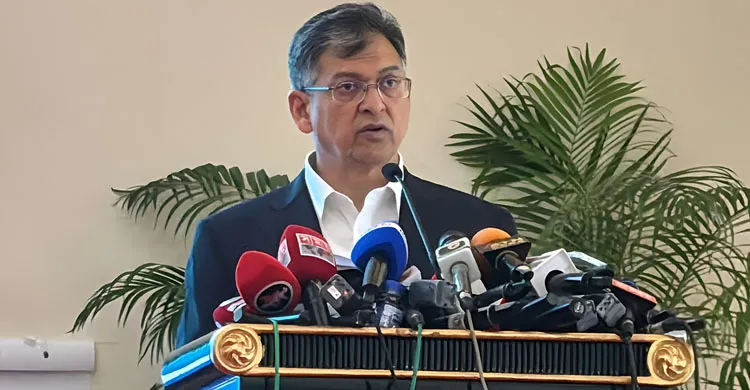 অপরাধে যুক্ত হলে বিভাগীয় শাস্তির পাশাপাশি ফৌজদারি ব্যবস্থা: স্বরাষ্ট্রমন্ত্রী