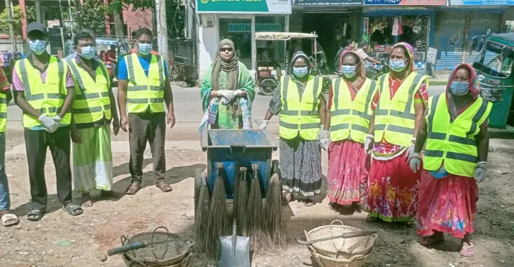 ডেঙ্গু প্রতিরোধে কুলাউড়ায় মশক নিধন ও পরিচ্ছন্নতা অভিযান