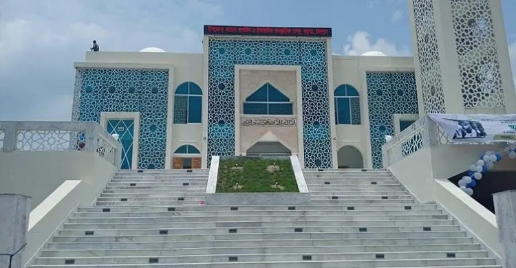 মডেল মসজিদের ইমাম-মুয়াজ্জিন-খাদিমের সম্মানি নির্ধারণ