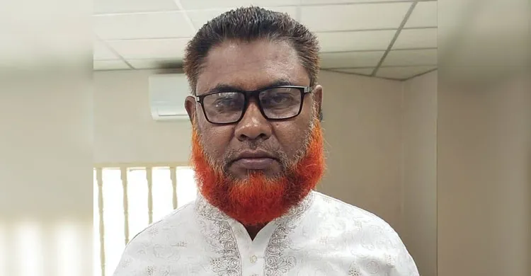 মুন্সীগঞ্জে ৫ বছর ধরে রোগী দেখছেন টেকনিশিয়ান, ব্যবস্থাপত্রে ‘ডা.’ পরিচয়ে