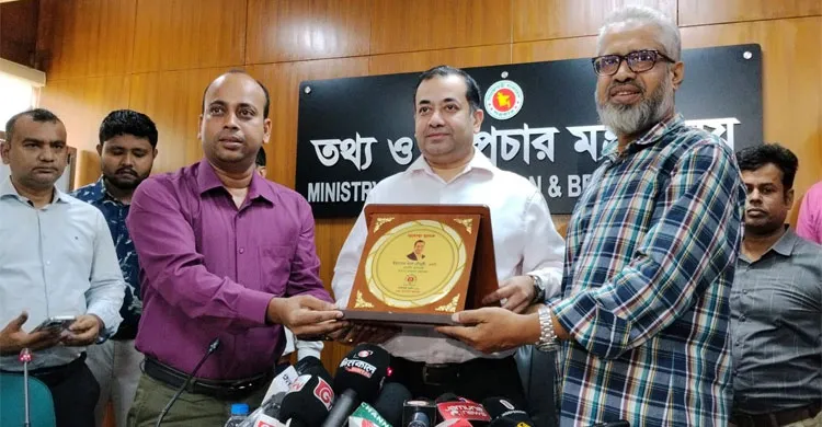 গণমাধ্যম নিয়ন্ত্রণ করতে চায় না সরকার: তথ্য প্রতিমন্ত্রী