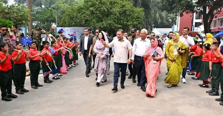 শিশু অধিকার দিবসের অনুষ্ঠানে যোগ দিয়েছেন প্রধানমন্ত্রী