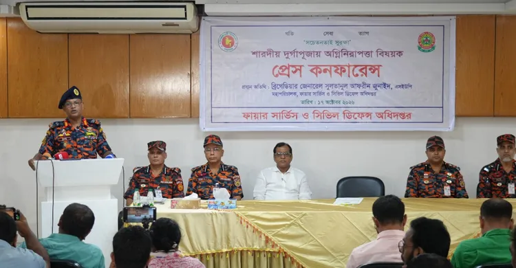 দুর্গাপূজায় অগ্নিনিরাপত্তায় প্রস্তুত ফায়ার সার্ভিস, ২৪ ঘণ্টা নিয়ন্ত্রণকক্ষ