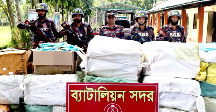 সিলেটে ১৯ বিজিবির অভিযানে ২৭ লাখ টাকার ভারতীয় কসমেটিকস জব্দ