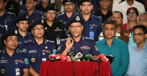 দুর্গাপূজার নিরাপত্তায় নিরলস কাজ করছে আইনশৃঙ্খলা বাহিনী: আইজিপি