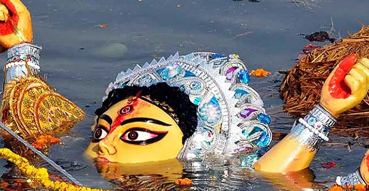 বিজয়া দশমীতে ঢাকার ৩৩ পয়েন্টে বিসর্জন, নিরাপত্তায় ১৬ হাজারের বেশি পুলিশ