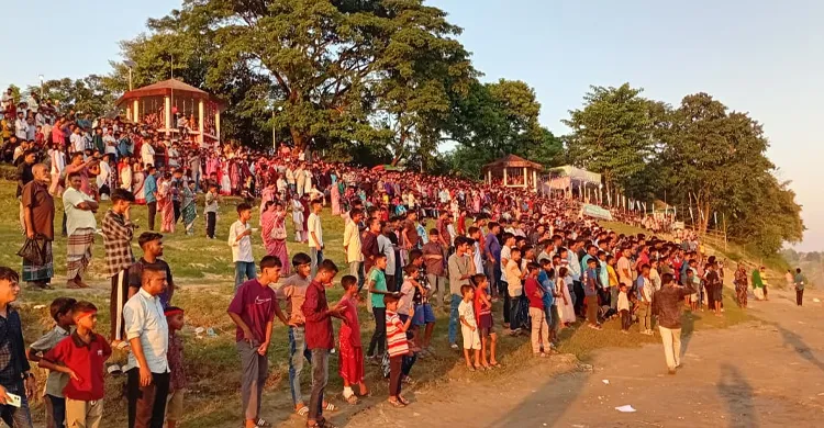 কুশিয়ারার দুই তীরে বাংলাদেশ-ভারতের মানুষের মিলনমেলা, জকিগঞ্জে দুর্গোৎসবের বিদায়