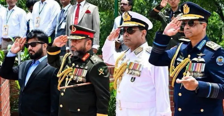 ইশরাকের যত বিতর্কিত কর্মকাণ্ড