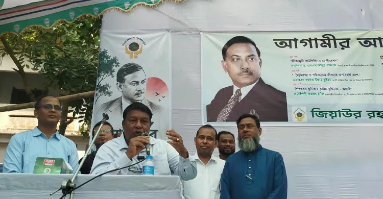 শিক্ষার্থীদের নৈতিকতা ও প্রযুক্তির সঠিক ব্যবহারে গুরুত্ব দিলেন ডোনার
