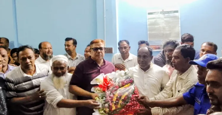 শাজাহানপুরে মাদলা ইউনিয়ন পরিষদের অস্থায়ী কার্যালয় উদ্বোধন