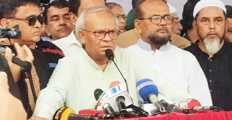 সংবিধান না মেনে জুলাই সনদ বাস্তবায়নের দাবি গায়ের জোরের শামিল: রিজভী